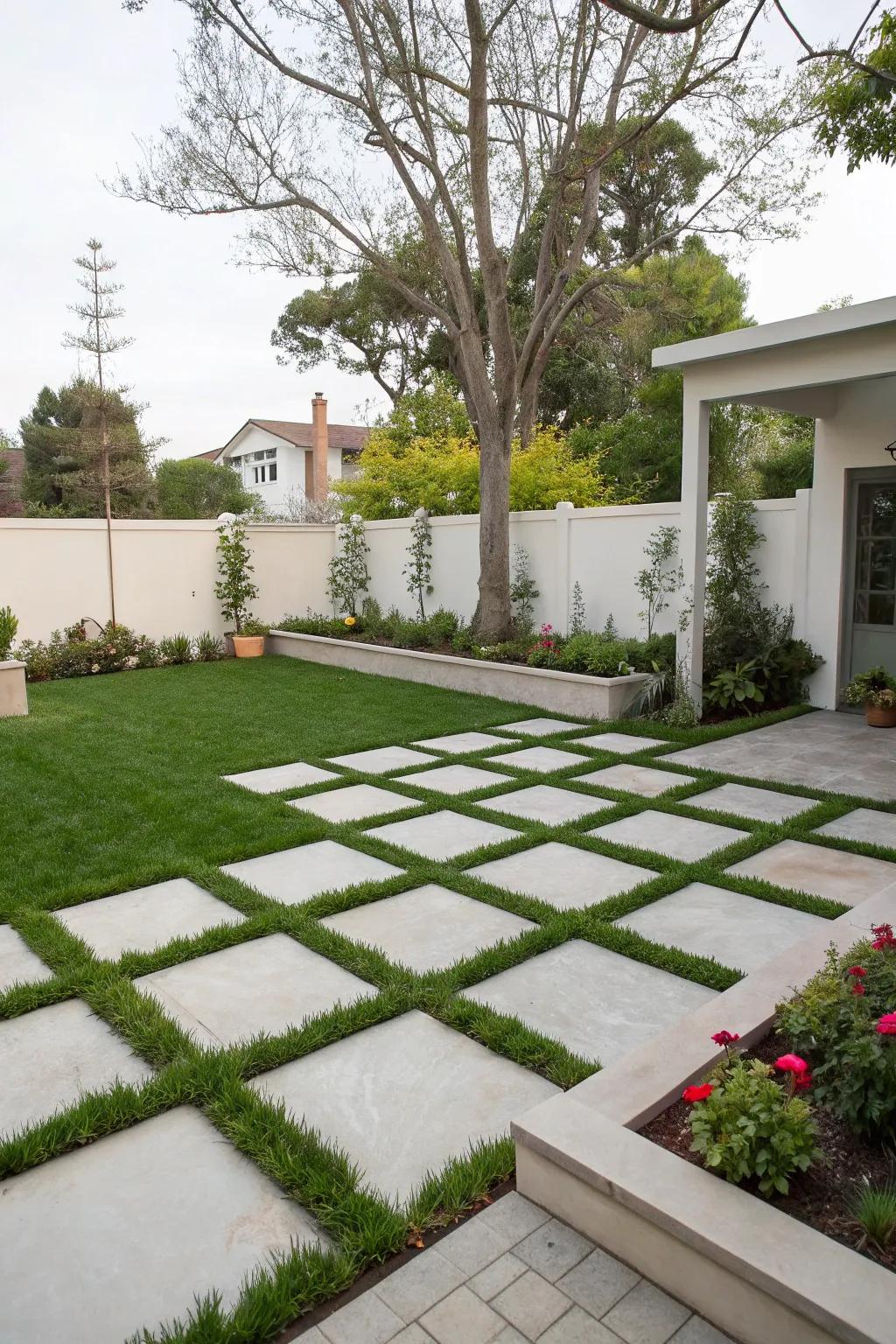 Refined, shaped designs bring a modern feel to your open-air spaces.