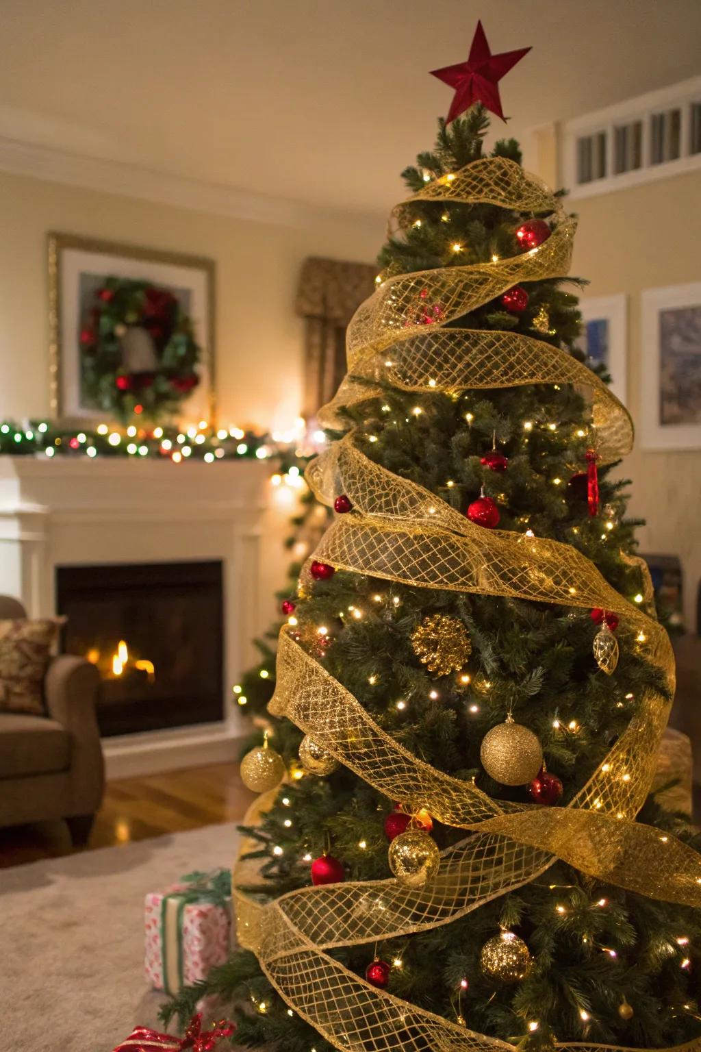 Gold mesh appends a radiant shimmer to the tree.