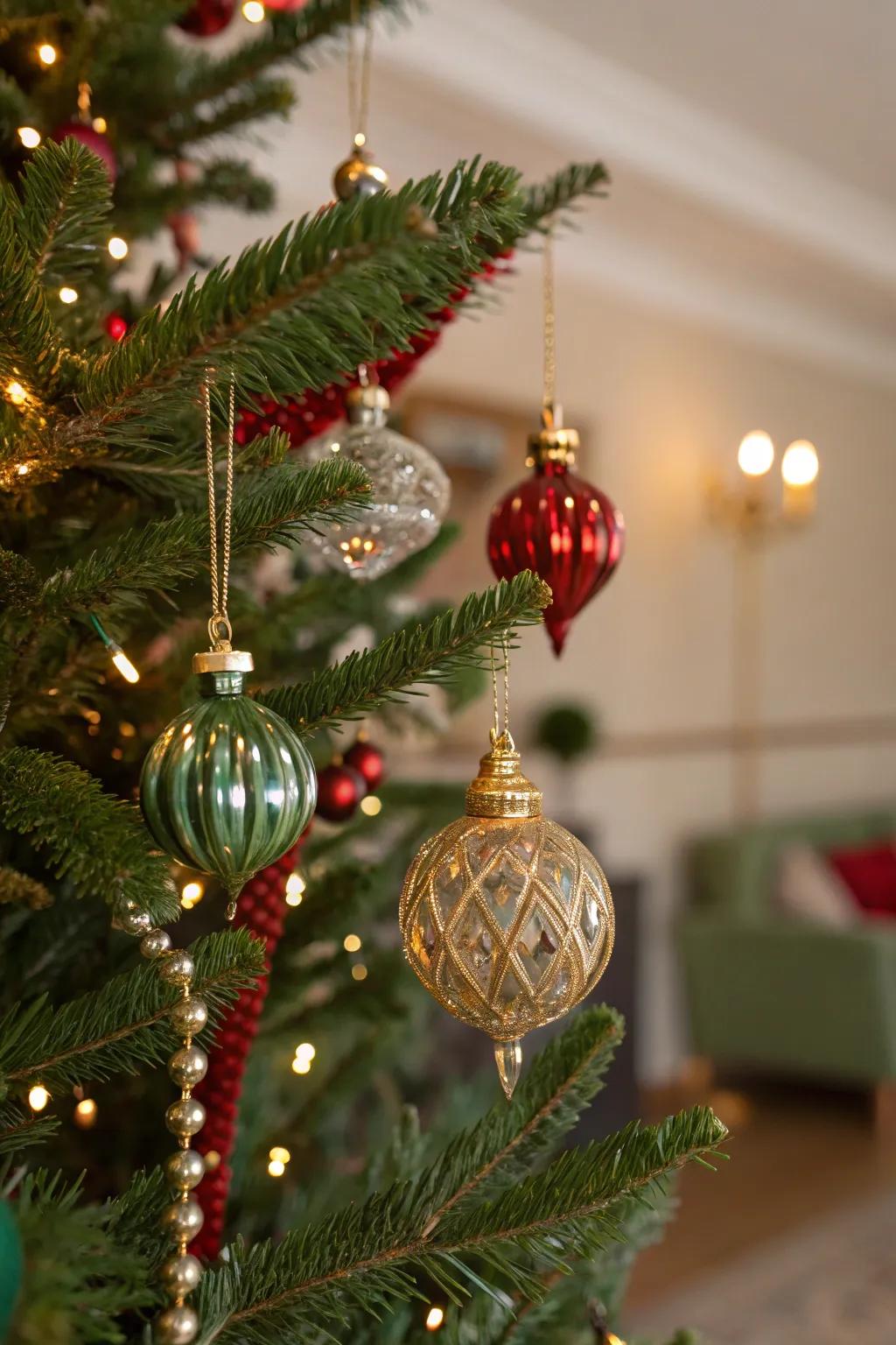 Glass ornaments bring a touch of elegance to this festive tree.