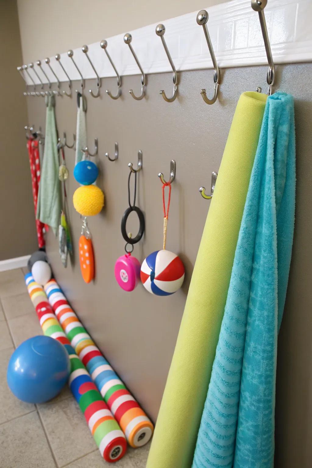 Command hooks offer flexible and temporary pool float storage.