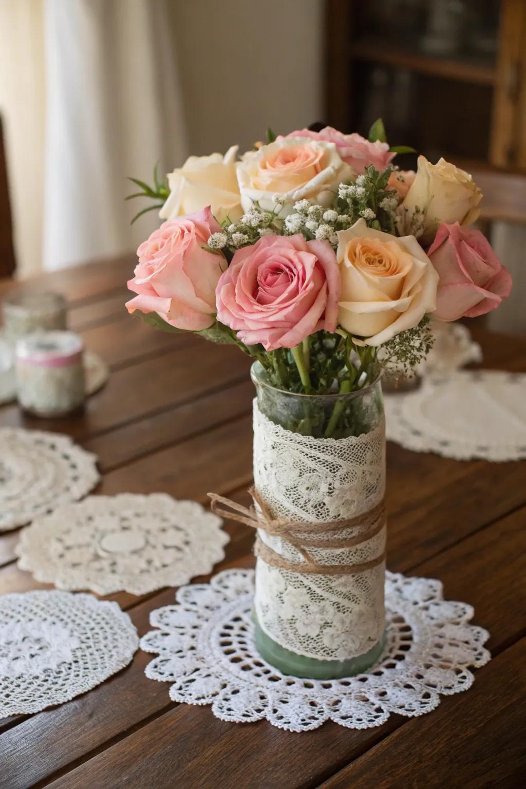 Old-fashioned Charm with Sheer Fabric and Light-toned Roses